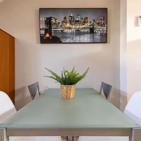 Апартаменты 797 Rentals- Duplex 7 En La Carihuela A 1 Min De La Playa Торремолинос