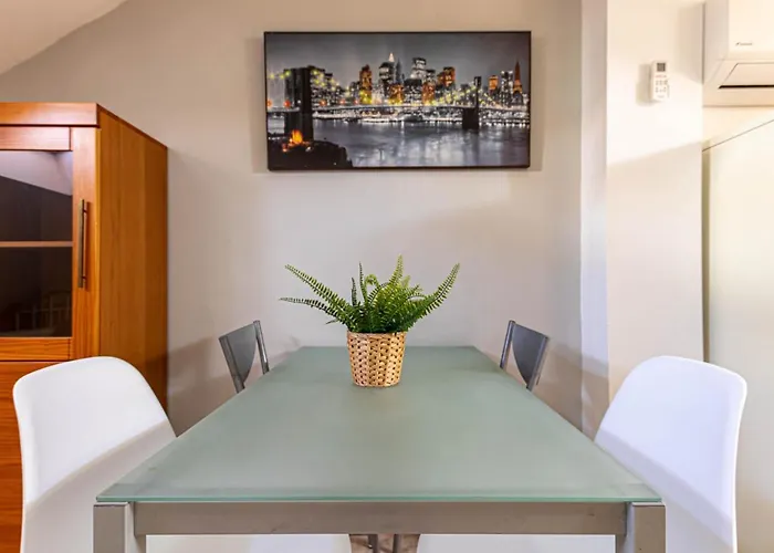 Apartment 797 Rentals- Duplex 7 En La Carihuela A 1 Min De La Playa Torremolinos