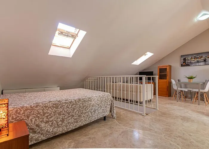 Apartamento 797 Rentals- Duplex 7 En La Carihuela A 1 Min De La Playa *