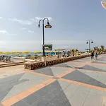 公寓 797 Rentals- Duplex 7 En La Carihuela A 1 Min De La Playa 托雷莫利诺斯